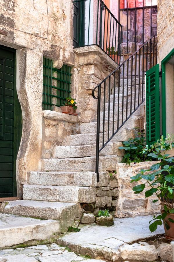 Monterosso City Center Rovinj Eksteriør billede